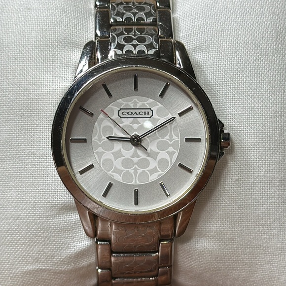 COACH Classic Ladies Stainless Steel Watch - Picture 4 of 14